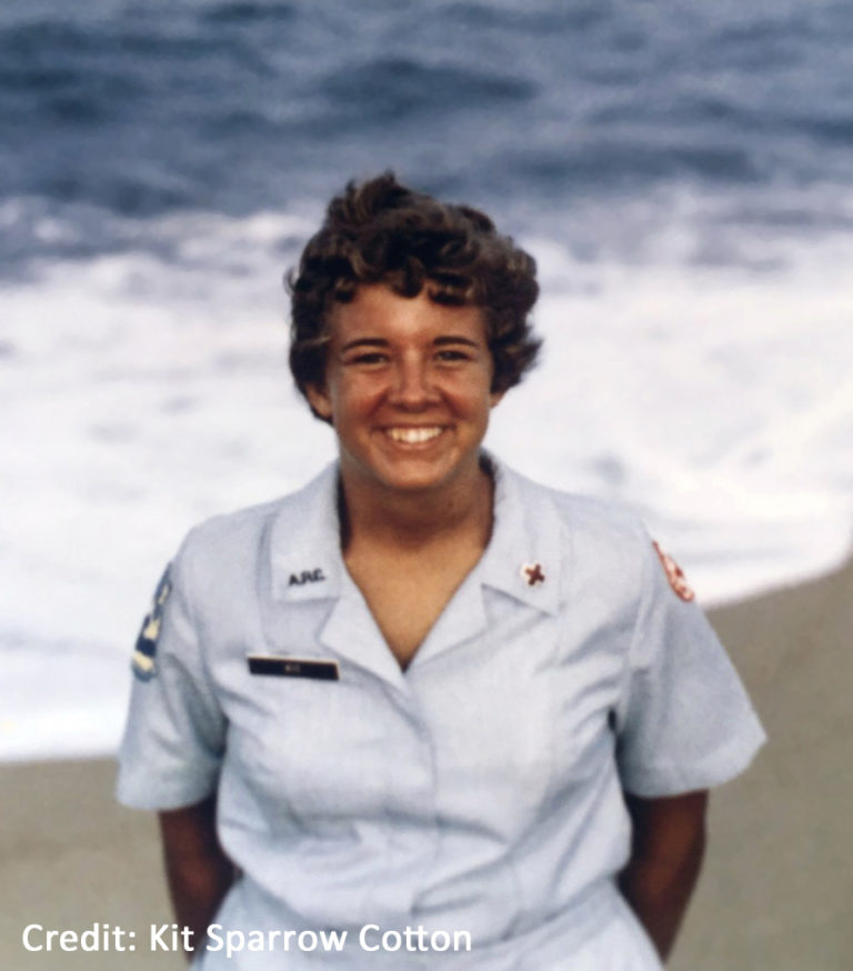 Meet Red Cross Donut Dollie Kit Sparrow Cotton THE DONUT DOLLIES